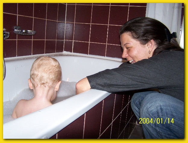 599x448 pixels (225K)